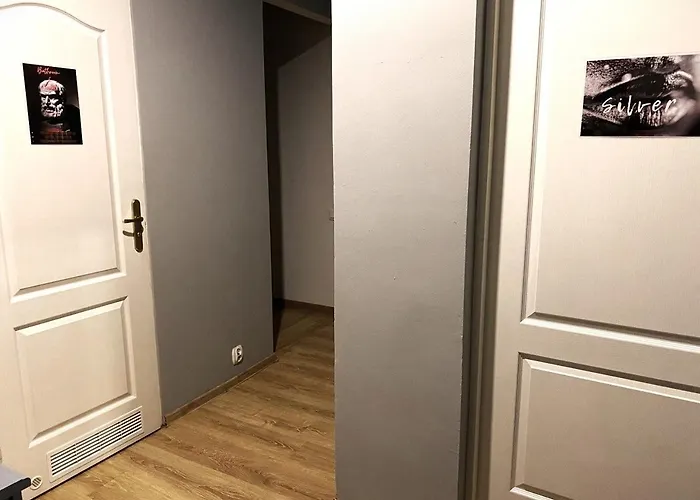 Gold شقة فندقية *